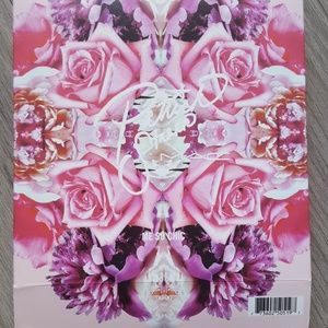 MAC Patrick Stewart Me so chic